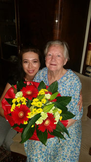 Frau Frieda M. mit Ihrer Personenbetreuerin aus Rumänien, Frau Cerasela Dariana Chincea